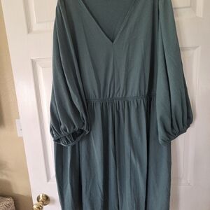 Ava & Viv Green V-Neck Dress